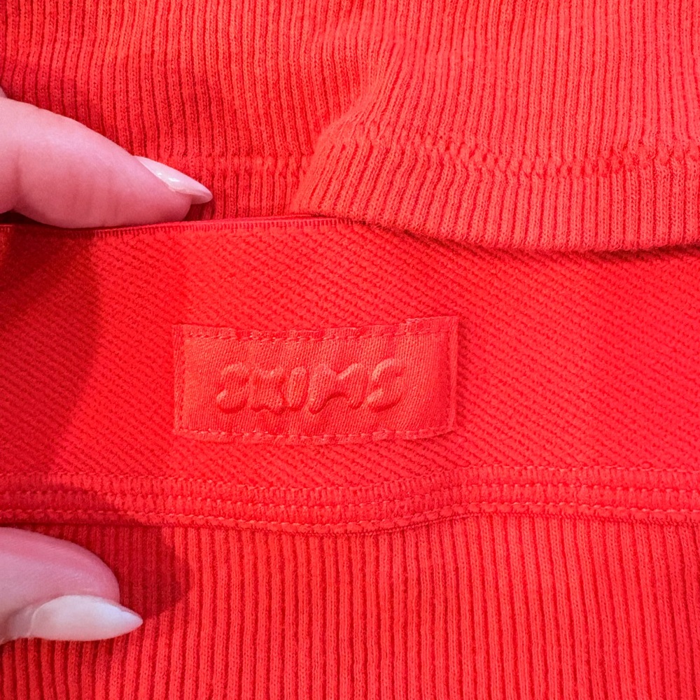 SKIMS Bold Red Ribbed Set - Picture 2 of 4